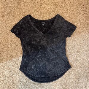 Women's Heather Grey V-Neck Top